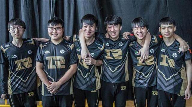 的锋线射手 的锋线射手