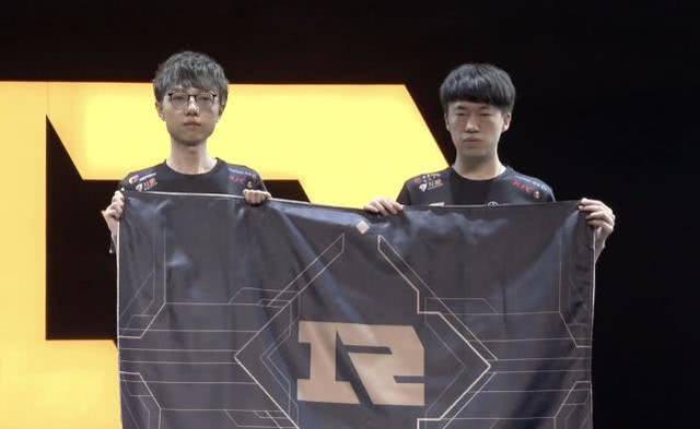 字母哥不断 字母哥不断