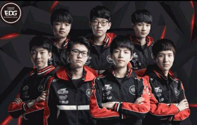 面对不同立 面对不同立