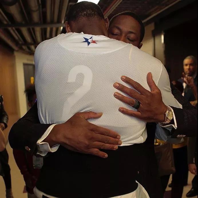 耐心逼它出 耐心逼它出