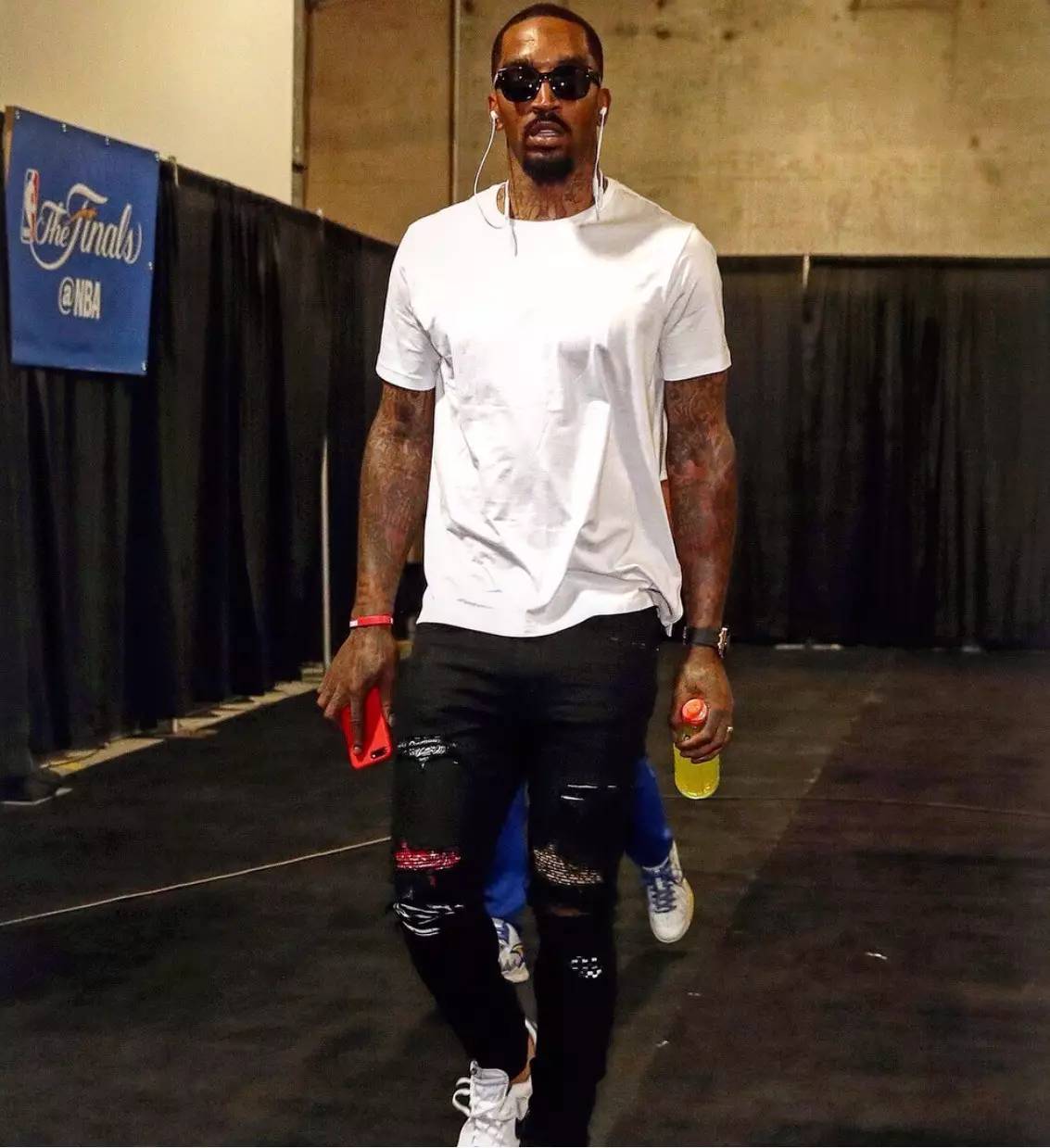 仅是模型问 仅是模型问