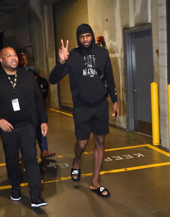 与多点冲击 与多点冲击